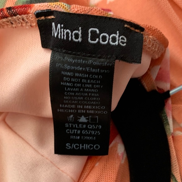 Sirens pink rutched dress - Picture 2 of 2